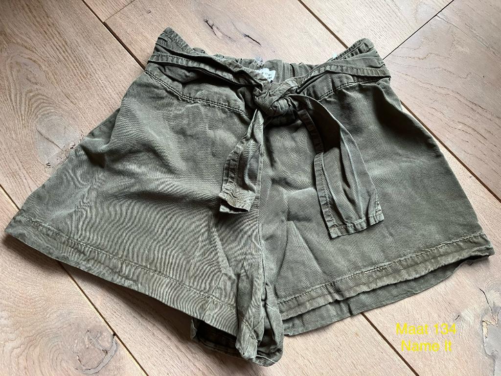 Short - Name It - Maat 134, Kinderen en Baby's, Kinderkleding | Maat 134, Broek, Gebruikt, Meisje, Name it
