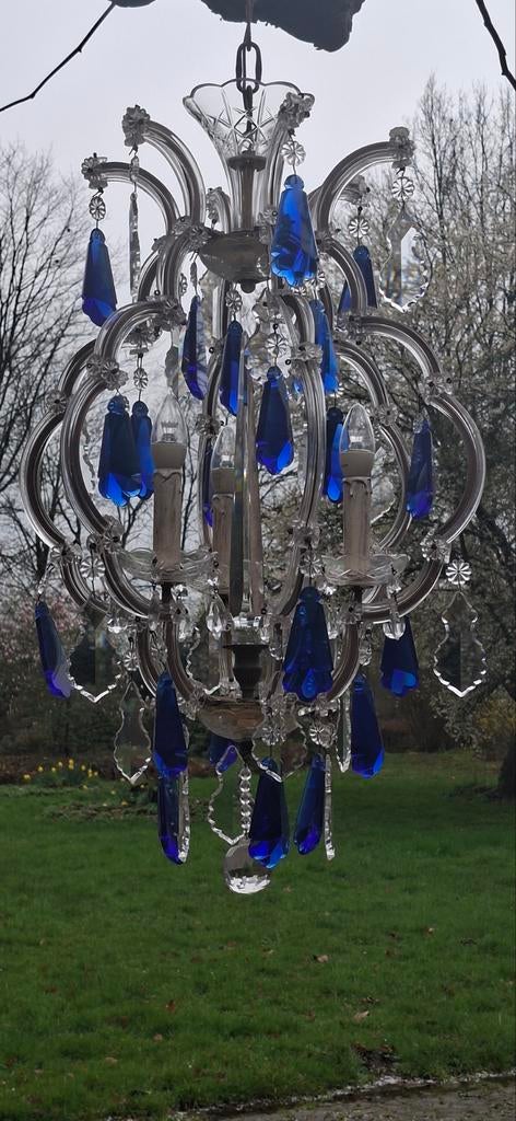 Lustres vintage avec cristaux bleu et transparant, Maison & Meubles, Lampes | Lustres, Comme neuf, Verre, Enlèvement