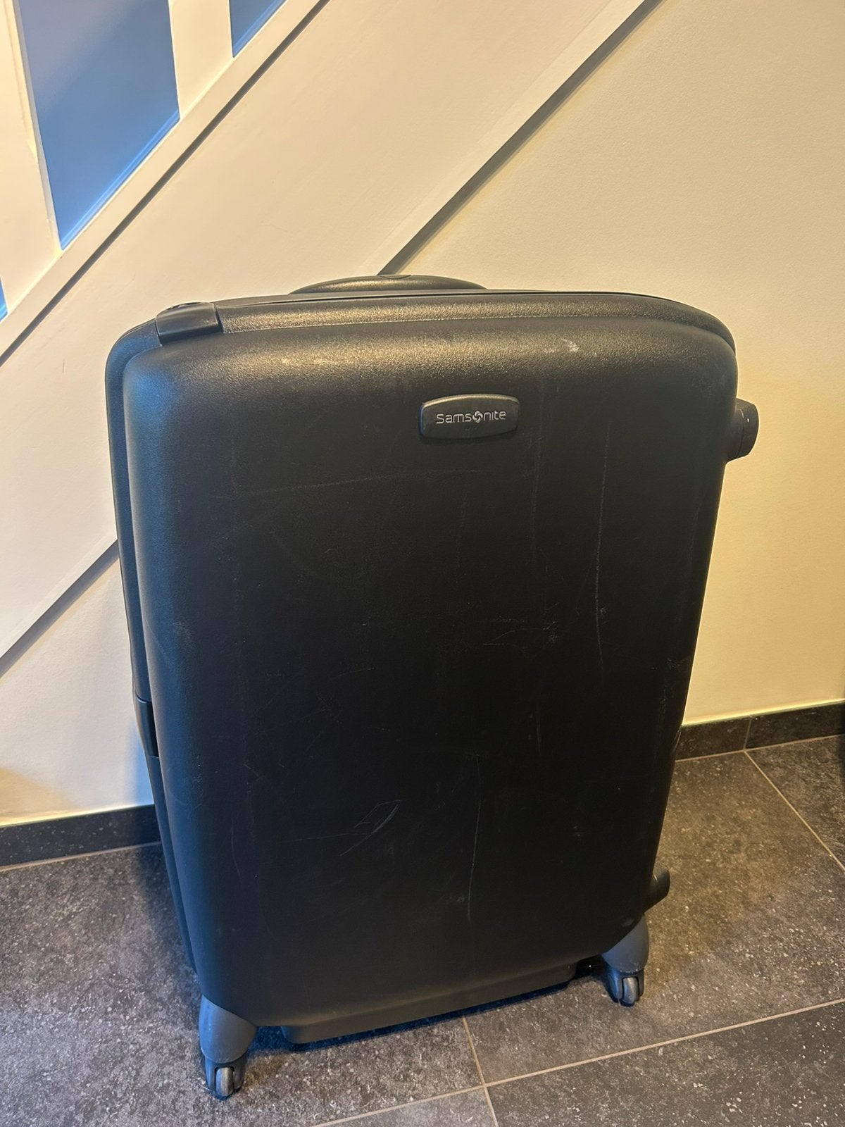 Valise Samsonite, Enlèvement, Utilisé, Plastique dur, Roulettes