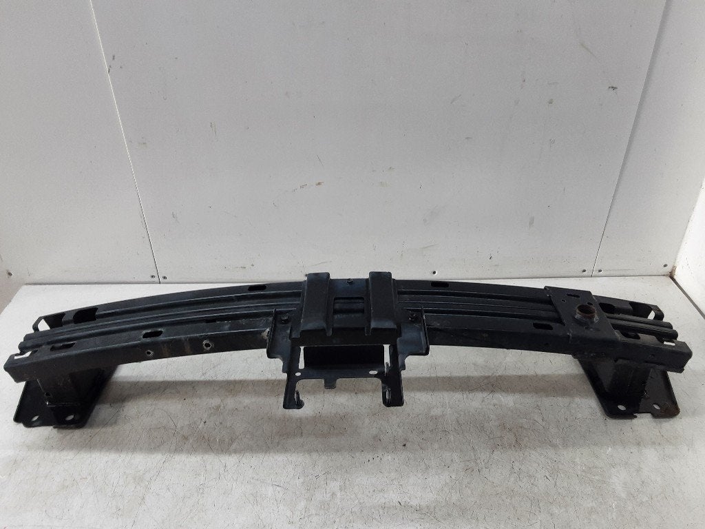 RENFORT PARE CHOC AVANT (TRAVERSE) Nissan Juke (F16), Germany@nissan-services.eu, Kronenweg 38
50389  Wesseling, DE, Utilisé, Nissan
