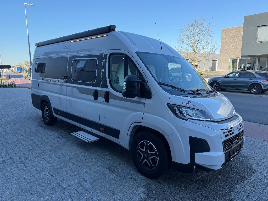 Bavaria K630J - Automatique - 2025 - EXCELLENT ÉTAT, Caravanes & Camping, 6 à 7 mètres, Siège standard, Fiat, Marchepied électrique