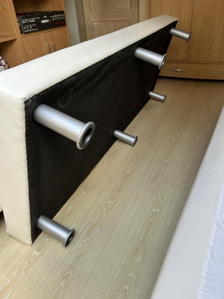 Boxspring kunstleer, Ophalen, Gebruikt, Wit, 80 cm