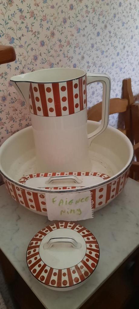 Service de toilette en tres bon etat, Antiquités & Art, Enlèvement