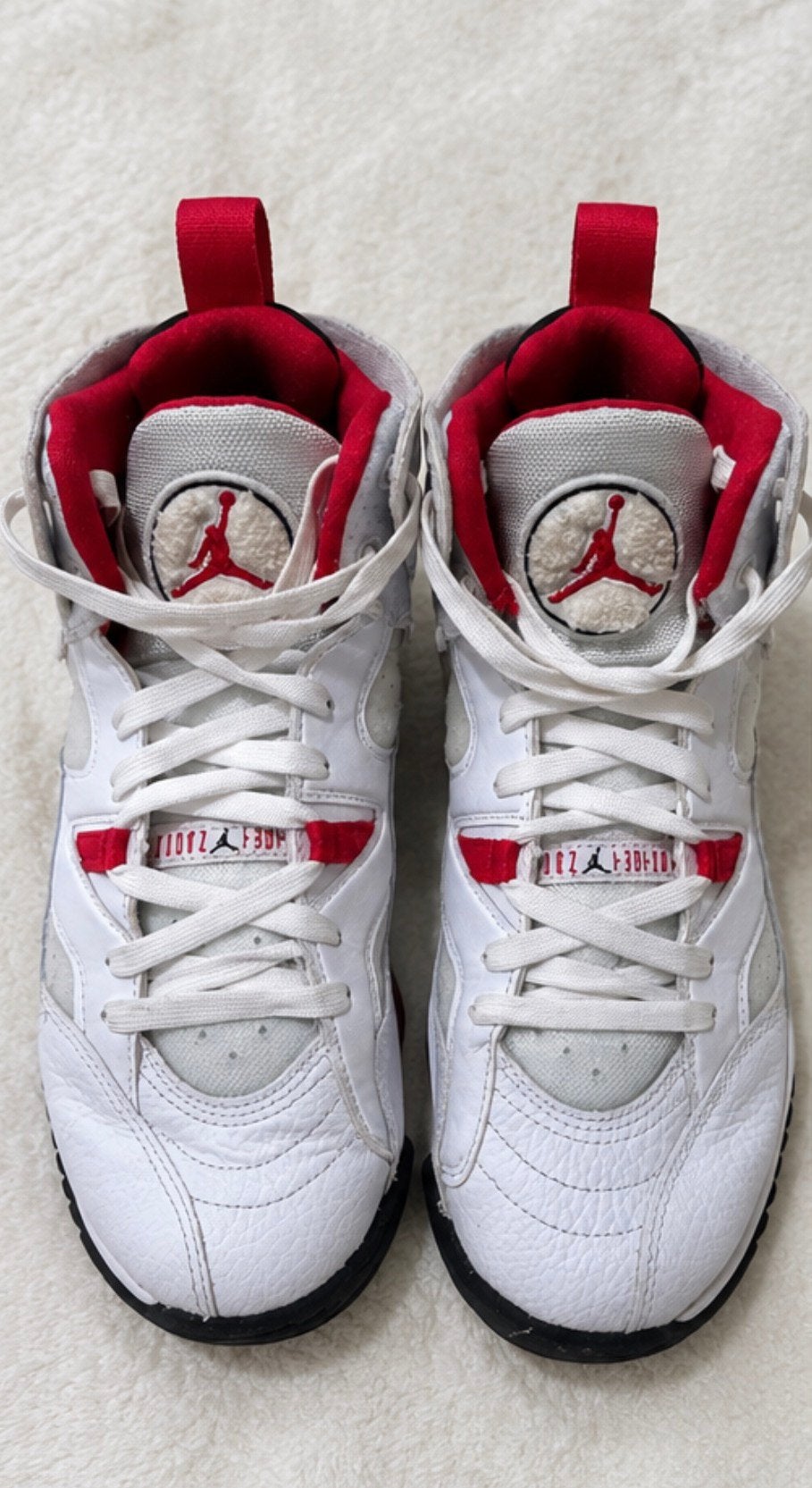 Jordan blanc/rouge neuve, Enlèvement, Comme neuf