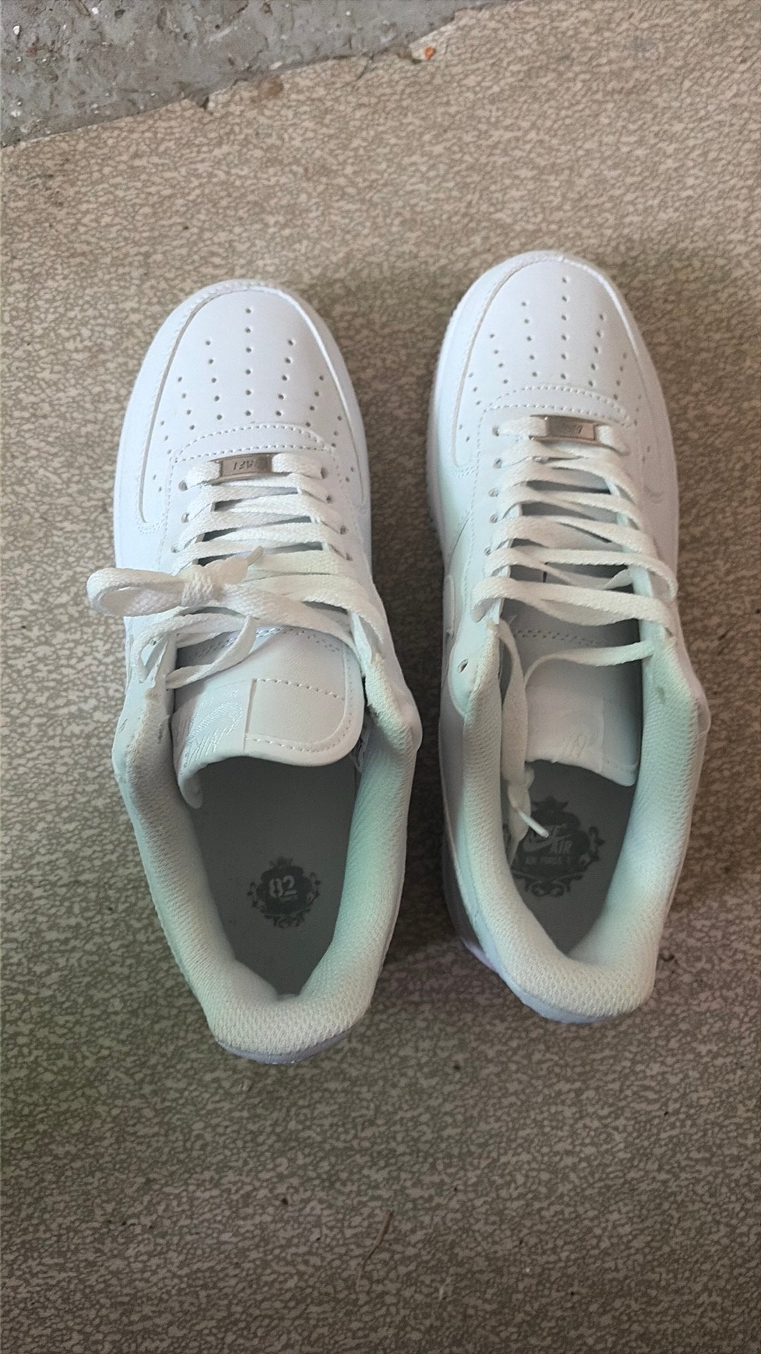 Airforce 1 wit 42 niet gedragen, Sport en Fitness, Loopsport en Atletiek, Zo goed als nieuw, Kleding, Nike, Ophalen