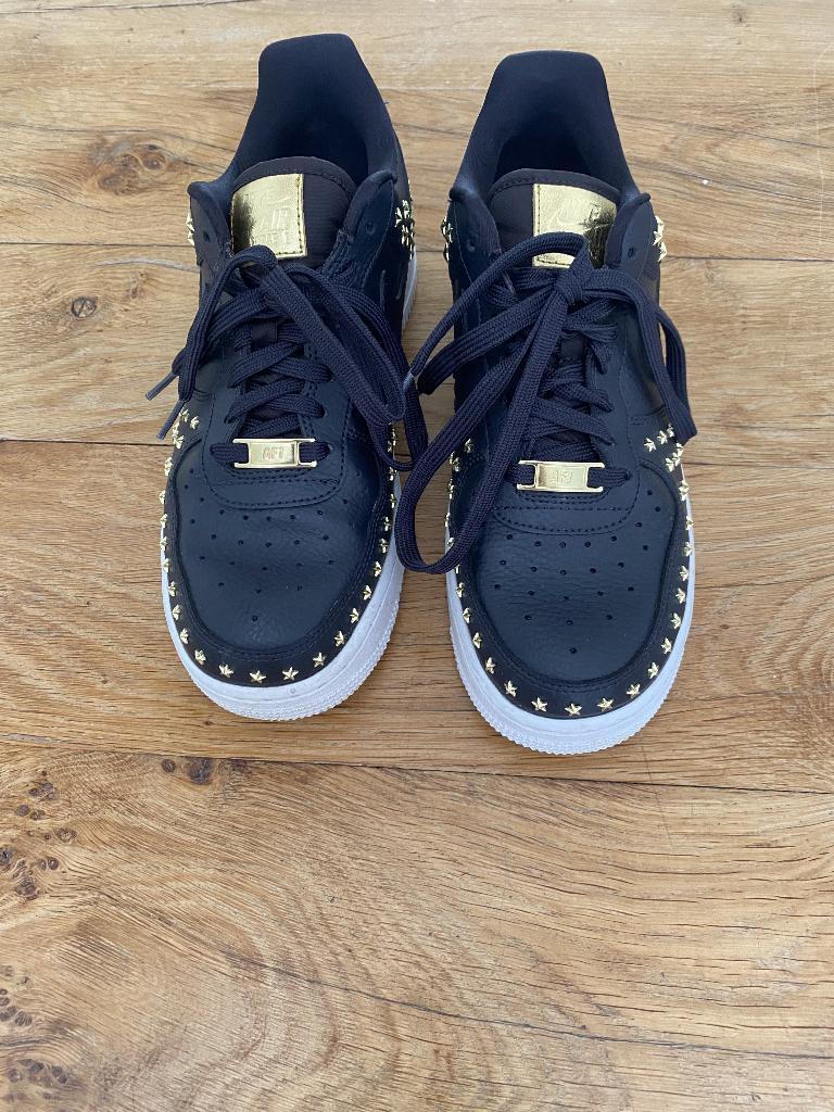 Nike Air Force 1 zwart met stuks, Zwart, Nike, Ophalen of Verzenden, Sneakers