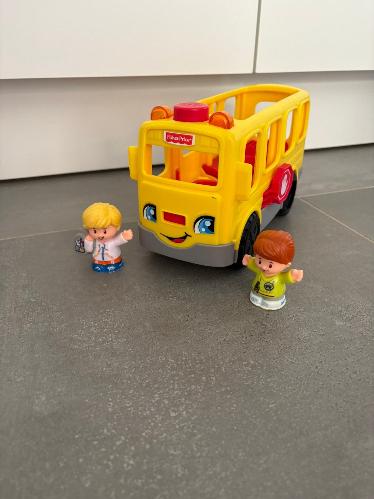 Little people schoolbus, Enfants & Bébés, Jouets | Fisher-Price, Enlèvement, Comme neuf