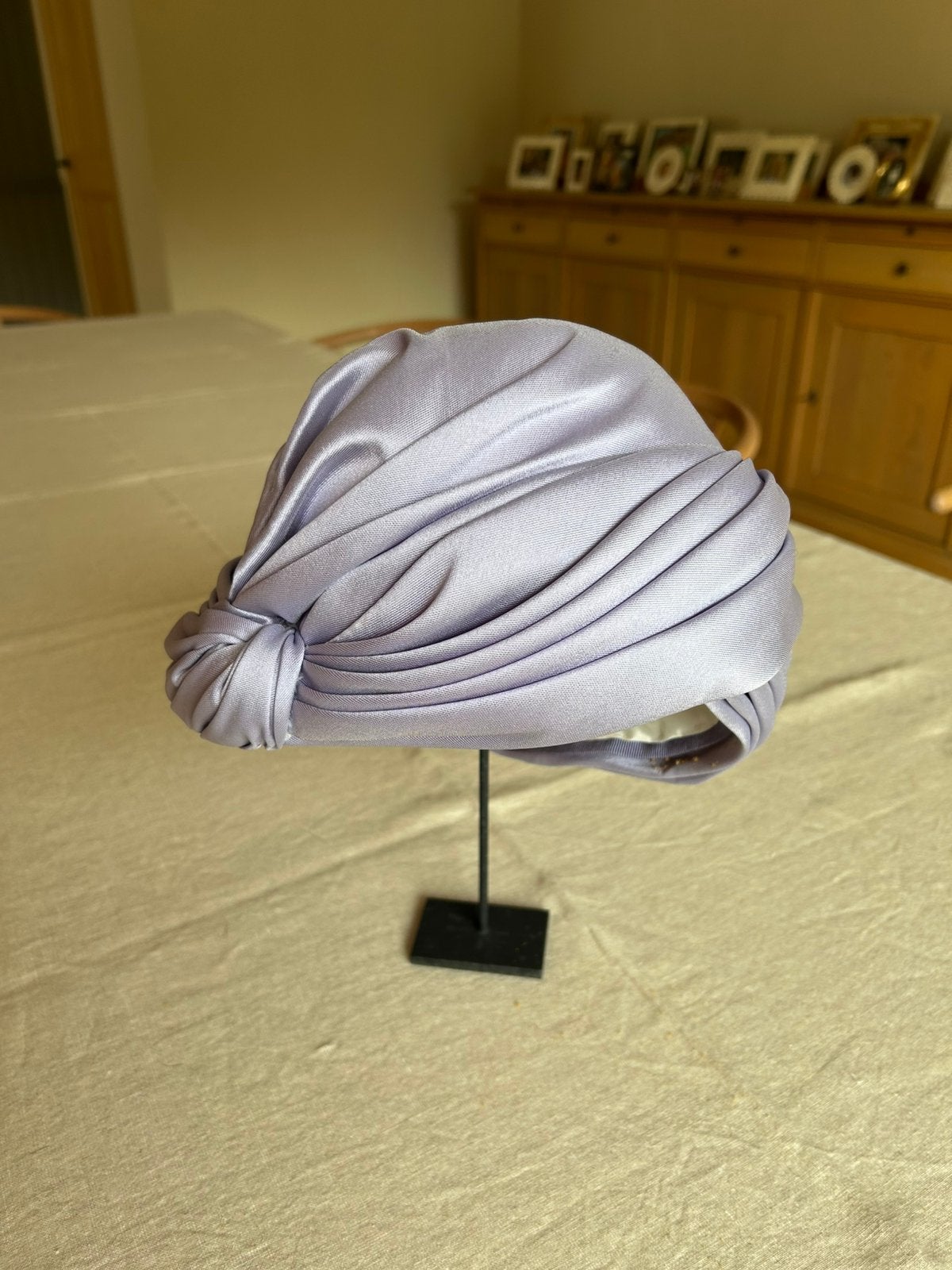 UNIEK: Lot van 5 authentieke vintage dameshoeden uit ‘50-‘60, Kleding | Dames, Ophalen of Verzenden, Gedragen, 56 of 57 cm (M, 7 of 7⅛ inch)