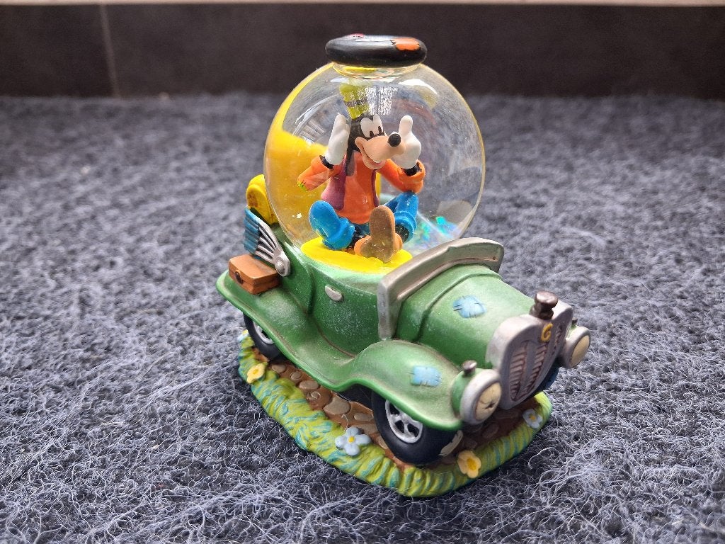 Disney Store mini-sneeuwbol van Goofy, Ophalen of Verzenden, Goofy of Pluto, Zo goed als nieuw, Beeldje of Figuurtje