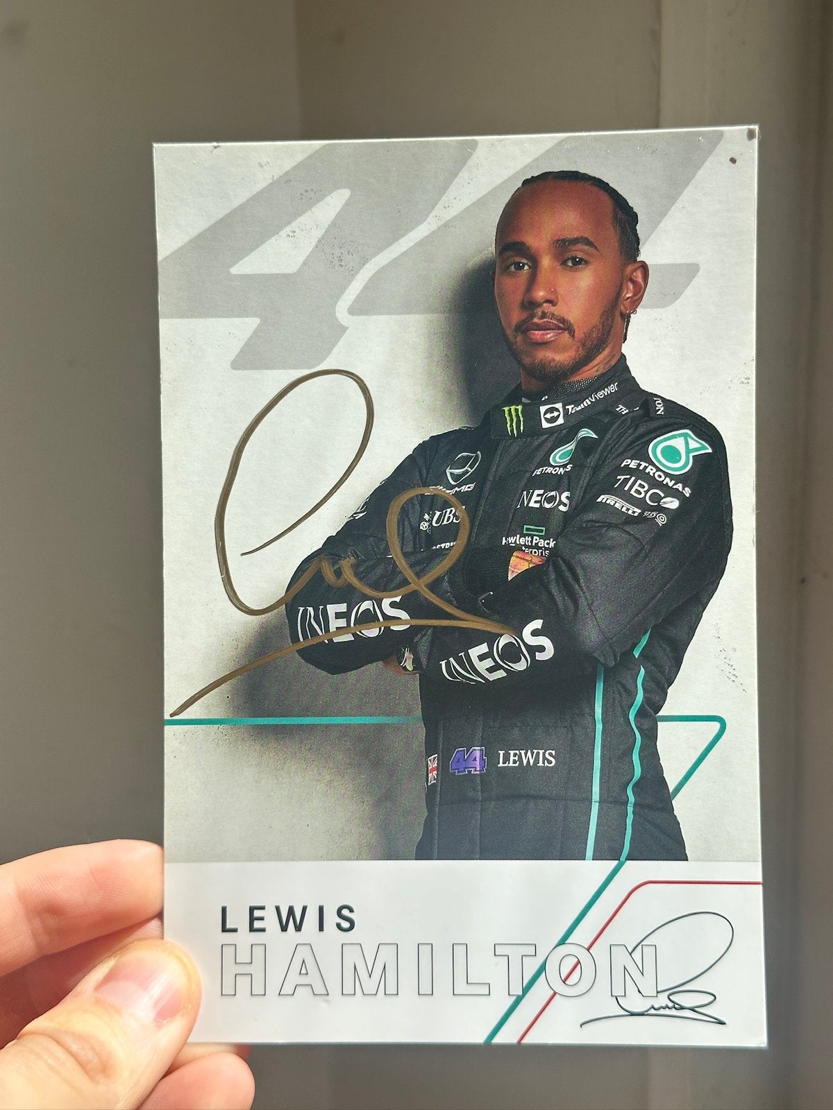 Lewis Hamilton driver card signed, Ophalen of Verzenden, Zo goed als nieuw