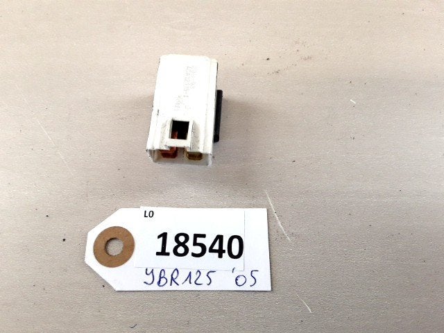 YBR125 Yamaha Elektrische component Relais koplamp D1-35304, Motos, Pièces | Yamaha