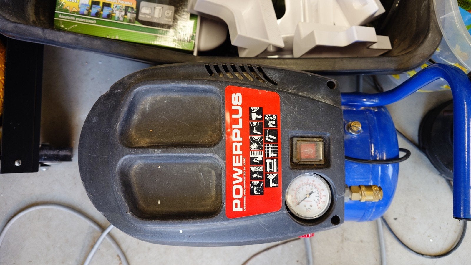 Compressor Powerplus 1100W 180lpm, Doe-het-zelf en Bouw, Ophalen