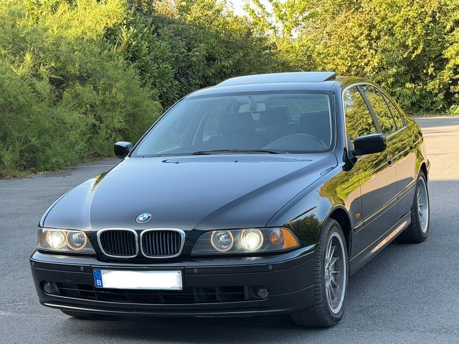 Bmw 525 D/Zonnedak - 100% Belgisch - Schoon, Auto's, BMW, Zwart, Parkeersensor, Zwart, 5 deurs