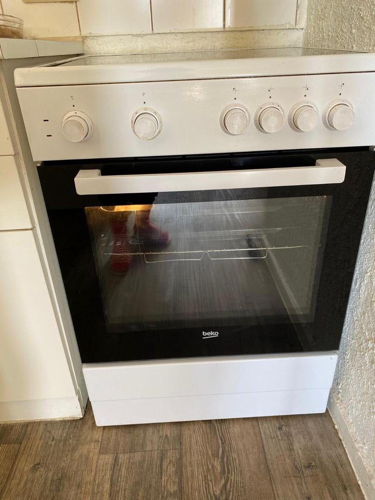 Mooi elektrisch fornuis te koop, Elektronische apparatuur, Fornuizen, Ophalen, Elektrisch