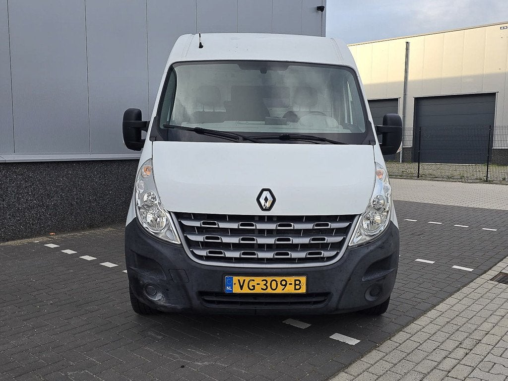 Renault Master T35 2.3 dCi L2H2 Eco | Trekhaak | New APK | A, Auto's, Voorwielaandrijving, Euro 5, Gebruikt, 4 cilinders