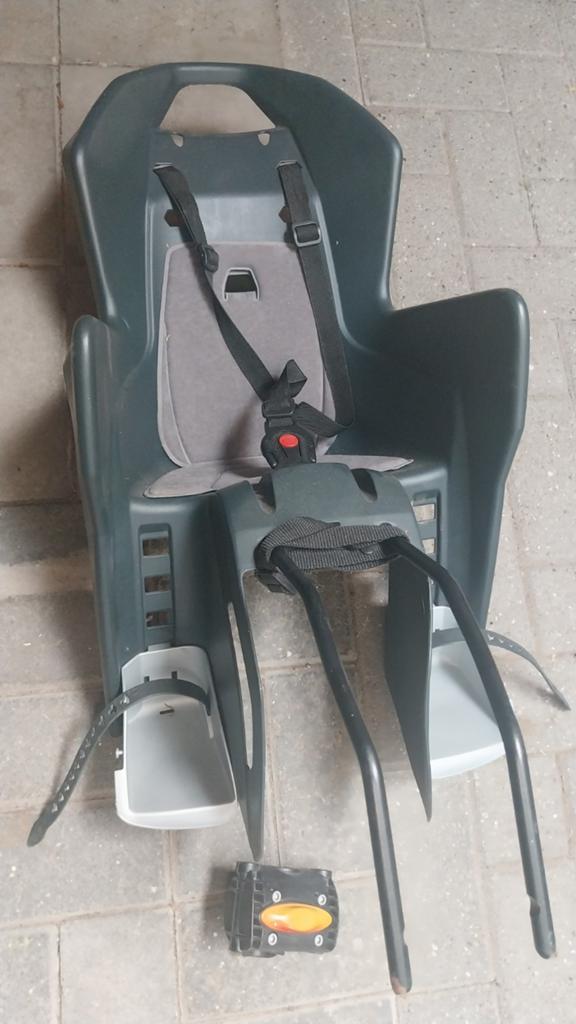 Fietsstoeltje PoliSport, Fietsen en Brommers, Fietsaccessoires | Fietsstoeltjes, Ophalen, Achterzitje, PoliSport, 0 t/m 13 kg