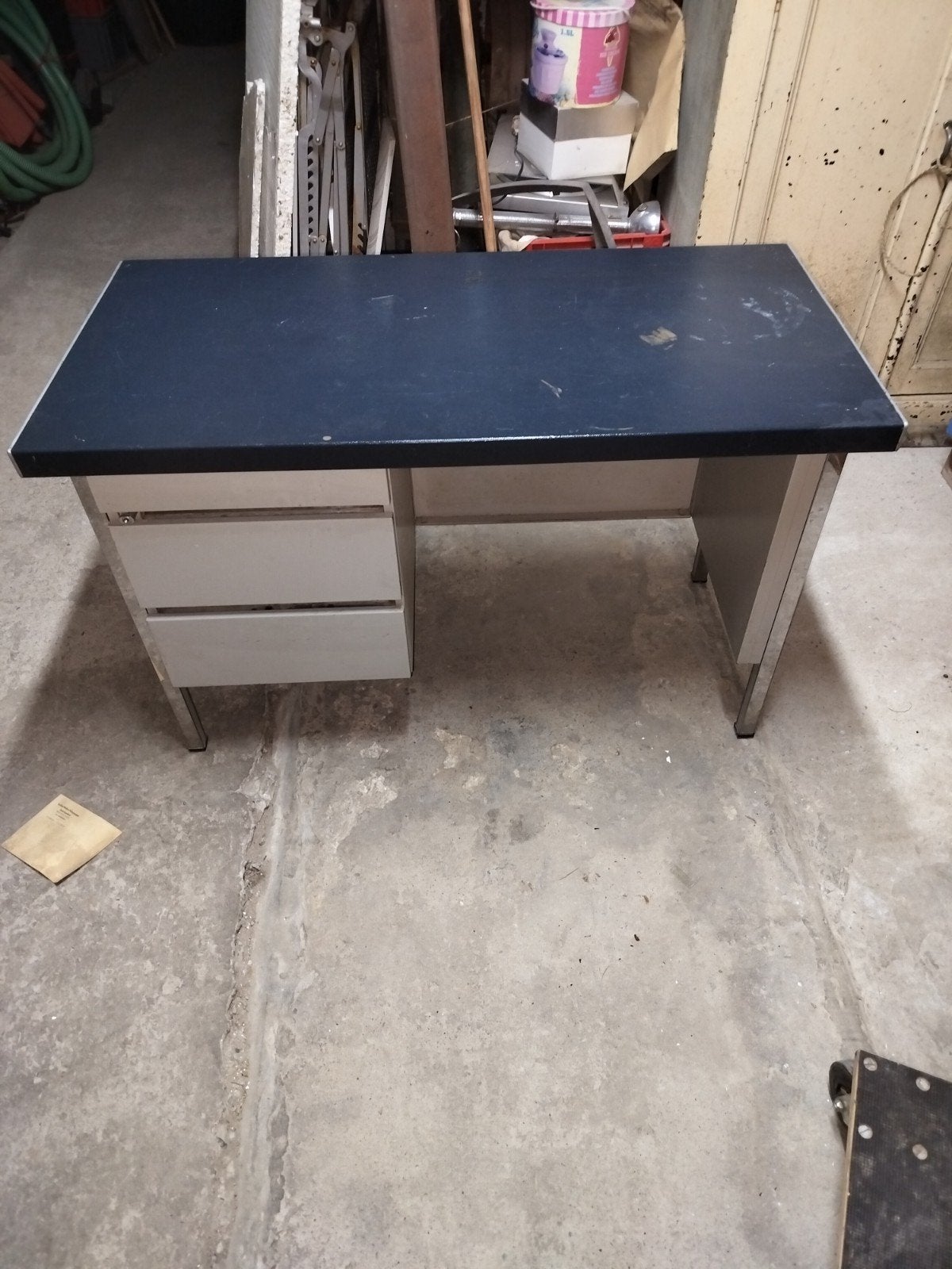 bureau métallique, Maison & Meubles, Enlèvement