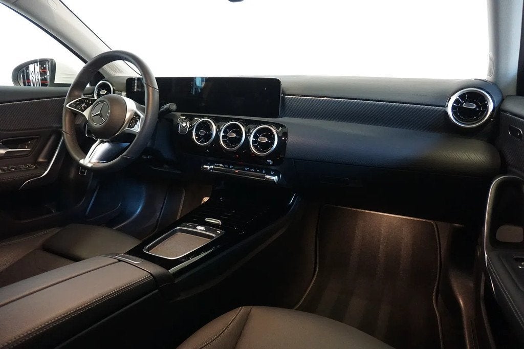 Mercedes-Benz A-CLASS 250 PROGRESSIVE LINE ADVANCED, Auto's, Automaat, Gebruikt, 4 cilinders, Parkeersensor