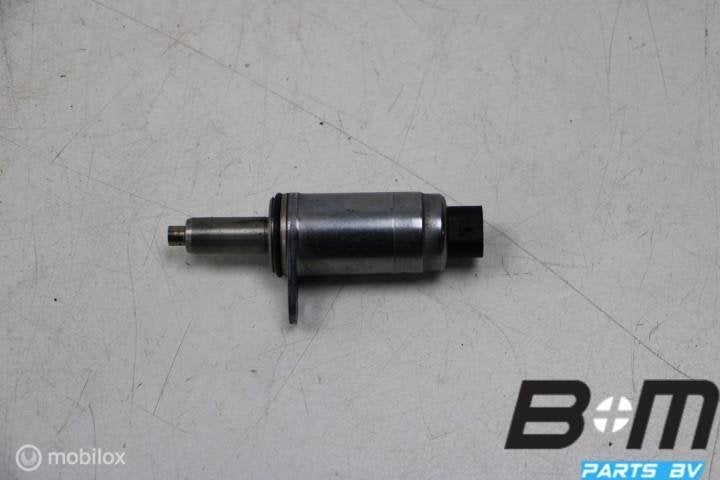 Versteleenheid in cilinderkop VW Golf 7 06E103697L, Gebruikt