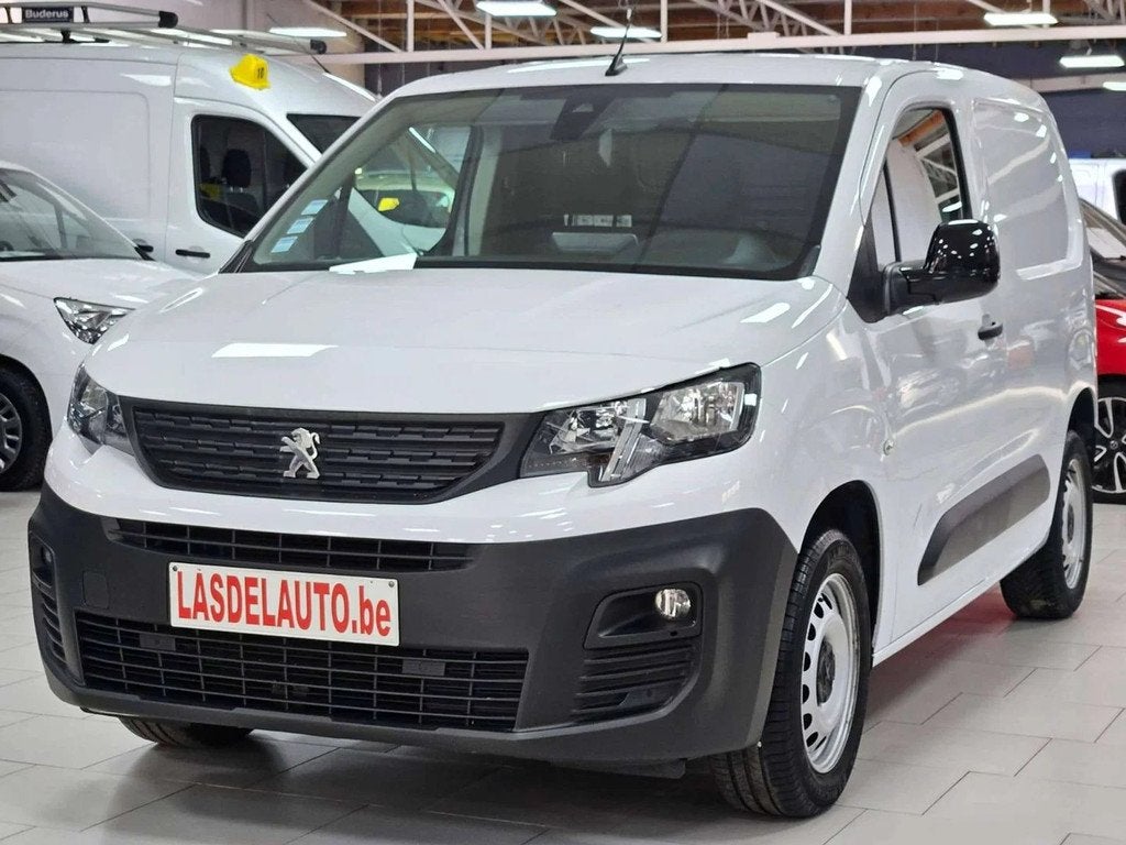 Peugeot Partner 1.5 BlueHDi L1 STD Light Pro (EU6.2) 3Places, 75 kW, Stof, Gebruikt, 4 cilinders