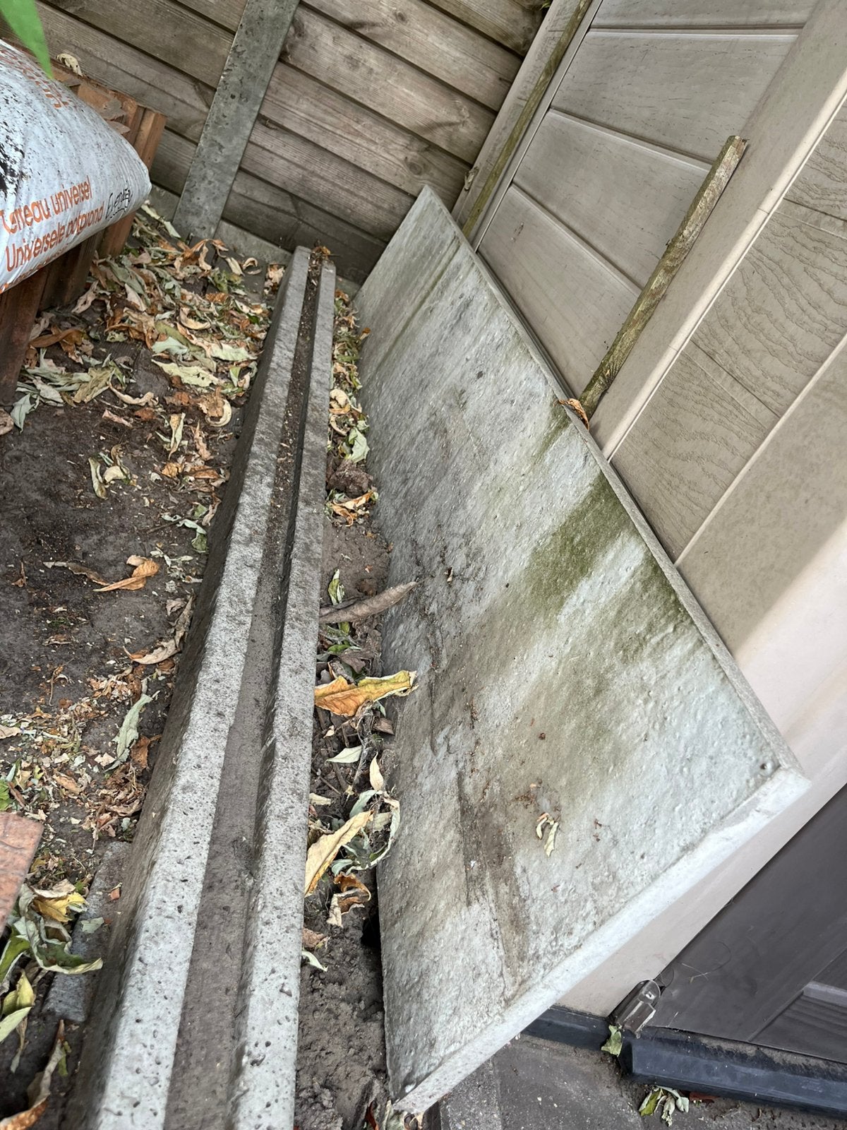 Tuin beton paal + plaat, Tuin en Terras, Ophalen, Nieuw, 180 tot 250 cm, Palen