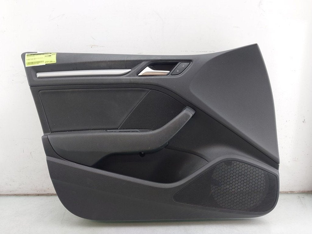 PANNEAU DE PORTE AVANT GAUCHE Audi A3 Limousine (8VS / 8VM), Autos : Pièces & Accessoires, Auto-Union-Straße  1,
85057  Ingolstadt, DE