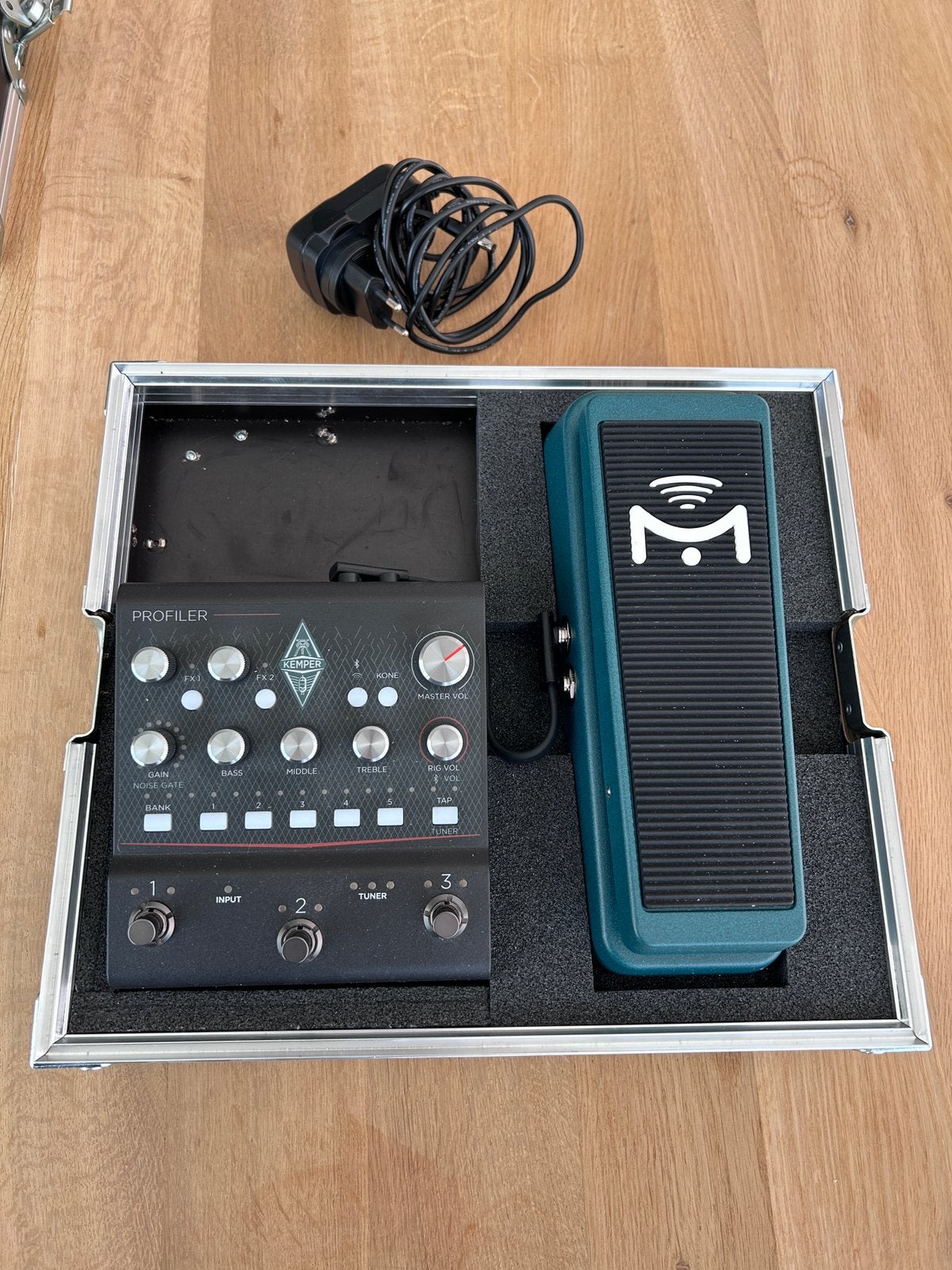Kemper Profiler Player incl Pedal & Thon case, Musique & Instruments, Enlèvement, Comme neuf
