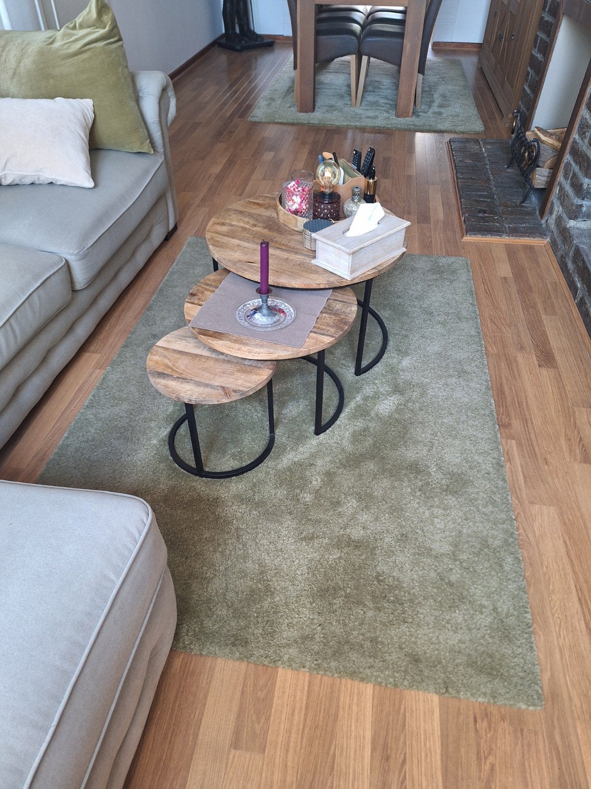 2 tapijten, Maison & Meubles, Ameublement | Tapis & Moquettes, Enlèvement, Vert