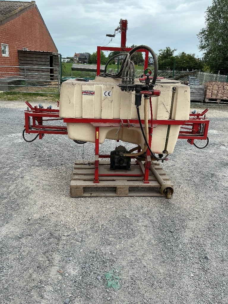 Sproeimachine, Zakelijke goederen, Ophalen