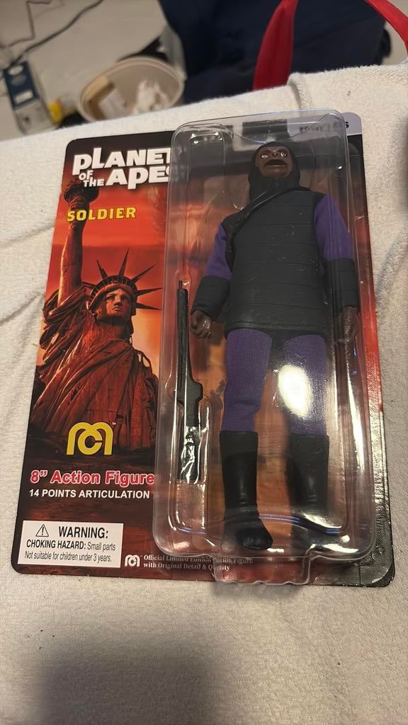 8” action figure planet of the apes soldier, Ophalen, Nieuw