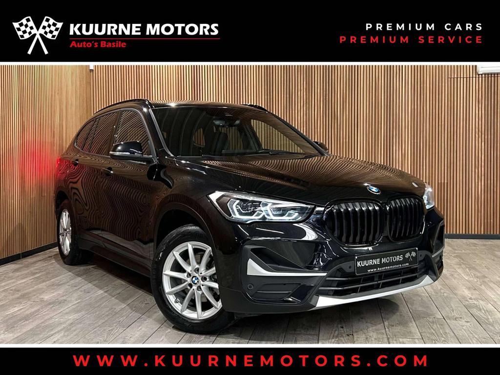BMW X1 sDrive16dA Led/Leder/GpsPro/Pdc/Cam/Dab/Keyless/Bt *1, Auto's, 4 deurs, Gebruikt, Skiluik, 116 pk