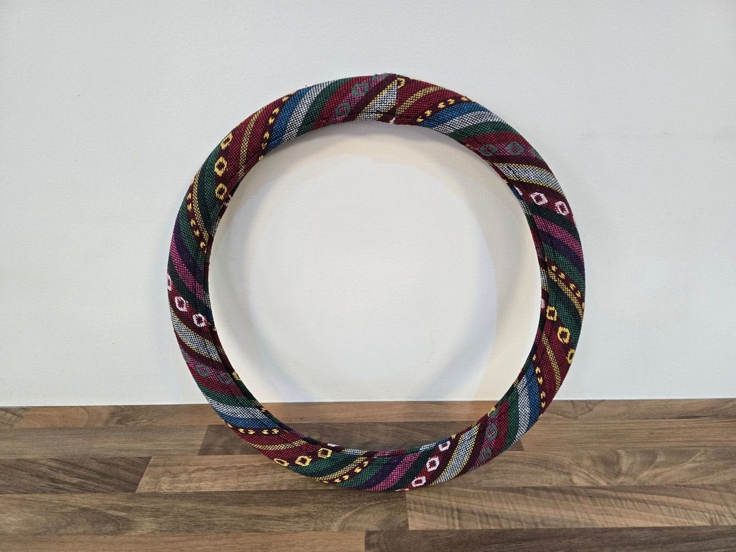 Kleurrijke stoffen stuurhoes – boho stijl 38 cm, Auto-onderdelen, -, -, Nieuw, Ophalen of Verzenden