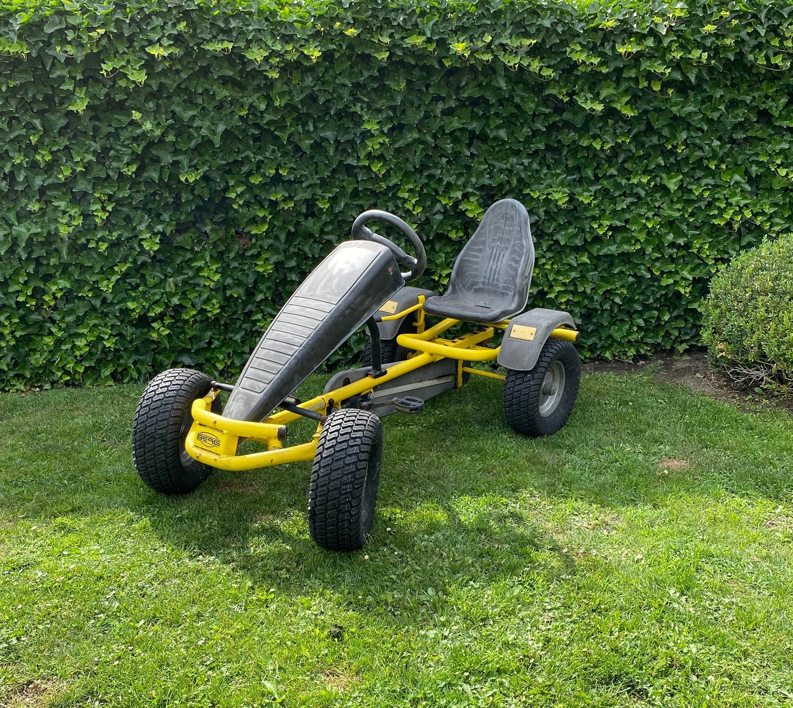 BERG gocar / skelter – nieuwe banden + trekhaakje, Kinderen en Baby's, Speelgoed | Buiten | Skelters, Zo goed als nieuw, Berg