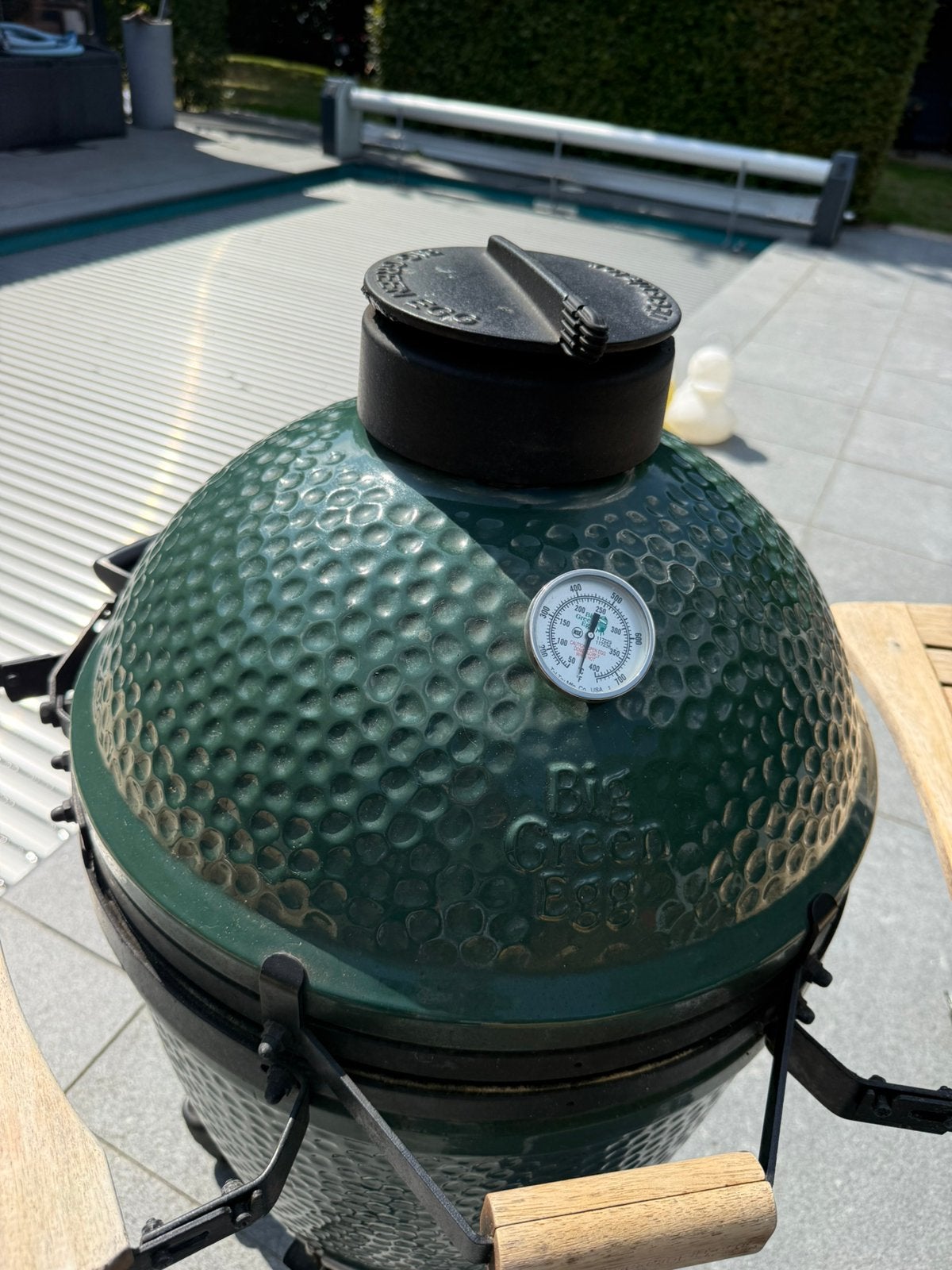 Big Green Egg - medium (incl conveggtor, nest, egg mates), Jardin & Terrasse, Enlèvement, Comme neuf