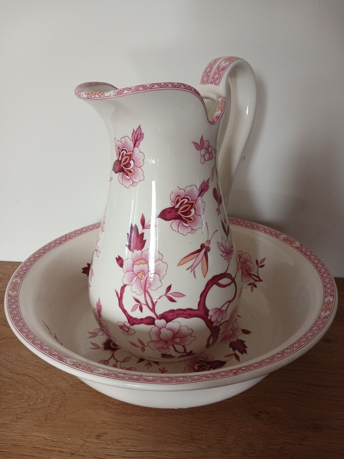 Lavabo ancien avec carafe., Enlèvement