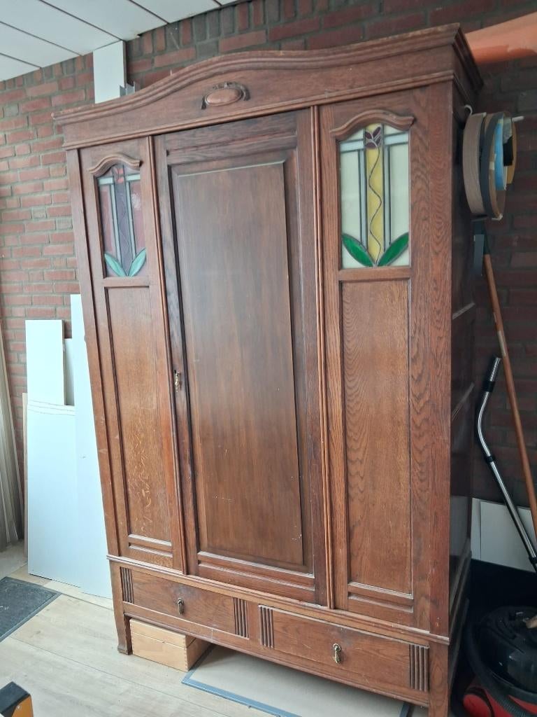 Antieke kast met glas in lood, Antiek en Kunst, Ophalen