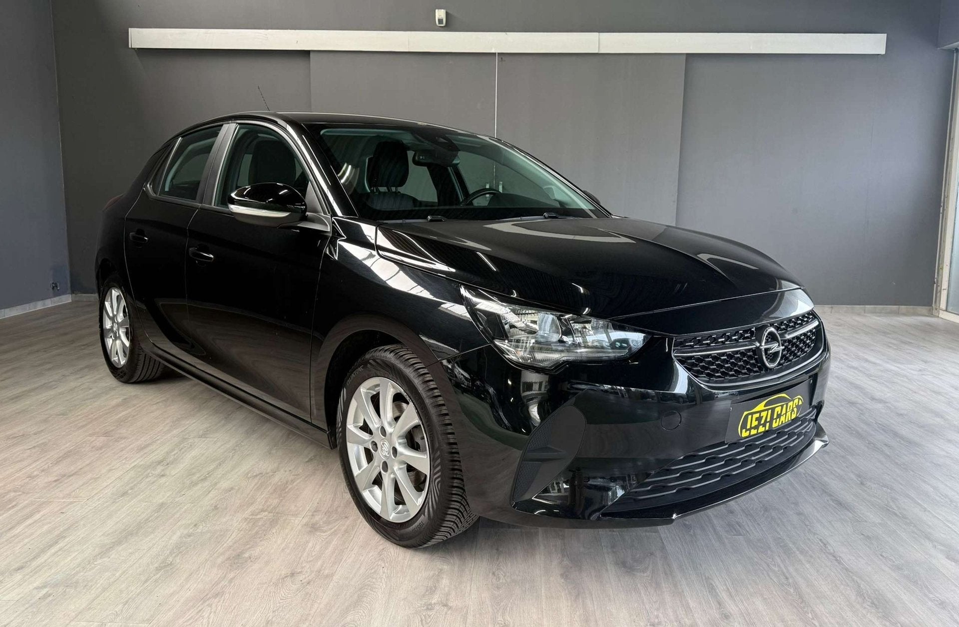Opel Corsa 1.2/1 jaar garantie/apple carplay/360 camera, Auto's, Stof, Bedrijf, 5 deurs, 3 cilinders