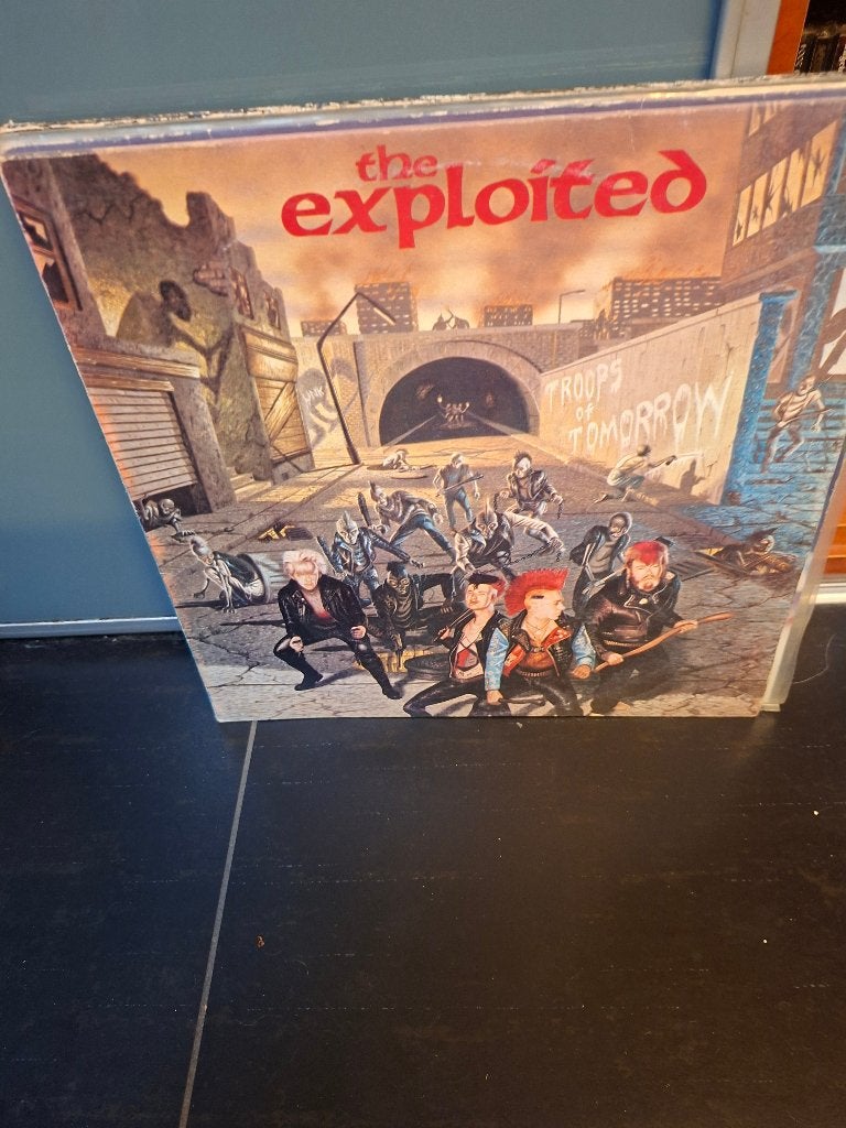 lp - the exploited - troops of tomorrow, Cd's en Dvd's, LP, Gebruikt, Overige genres, Ophalen of Verzenden