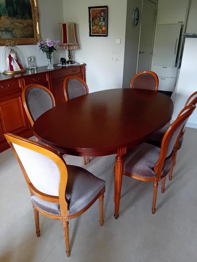 goed onderhouden eetkamer in kerselaar, Huis en Inrichting, Complete eetkamers, Zo goed als nieuw, Ophalen