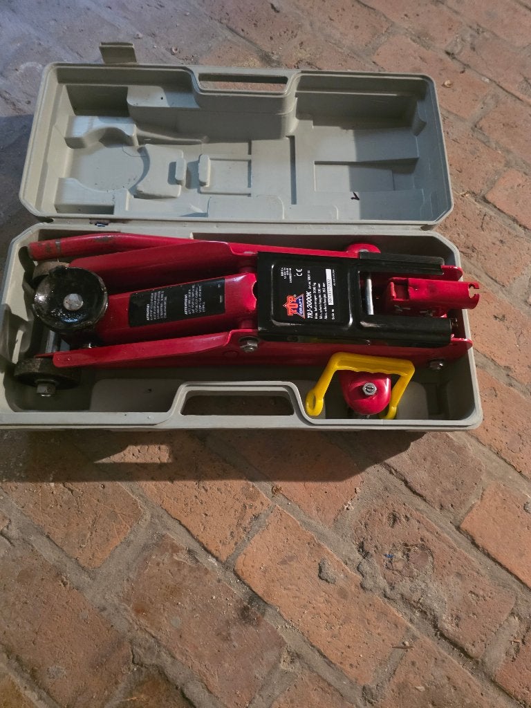 Auto krik, Autos : Divers, Prises, Enlèvement