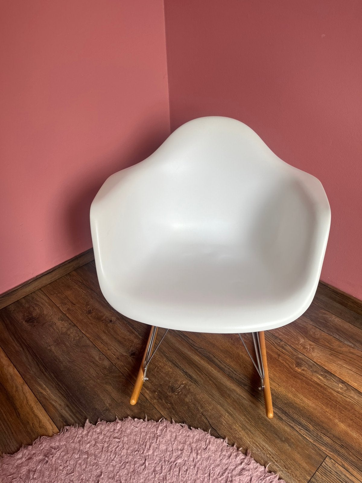 Eames RAR Replica schommelstoel wit, Ophalen, Zo goed als nieuw, Wit, Kunststof