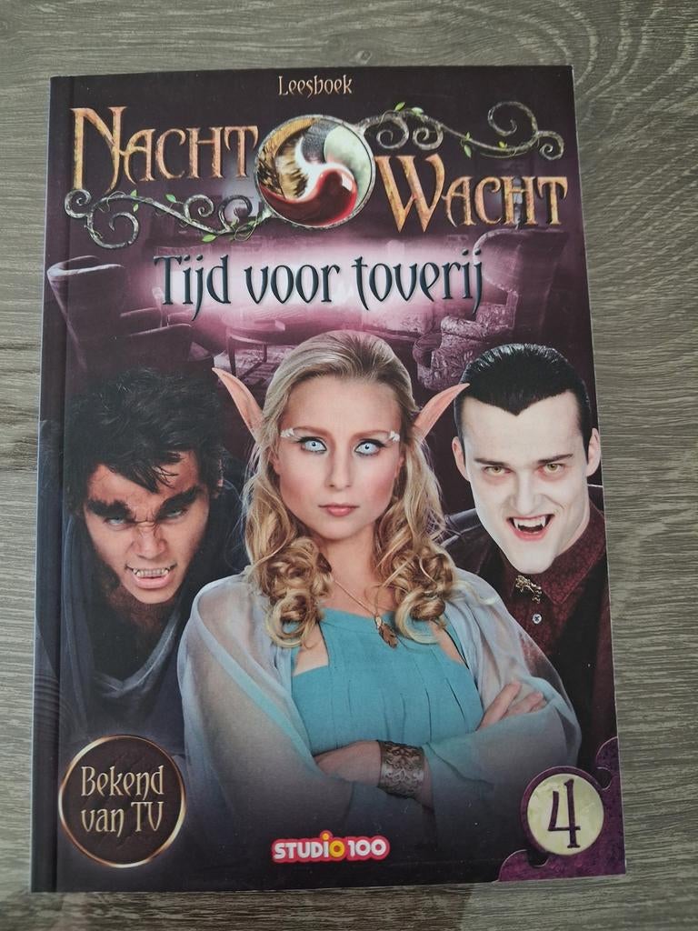 Boek Nachtwacht: Tijd voor toverij., Boeken, Ophalen of Verzenden, Zo goed als nieuw, Studio 100