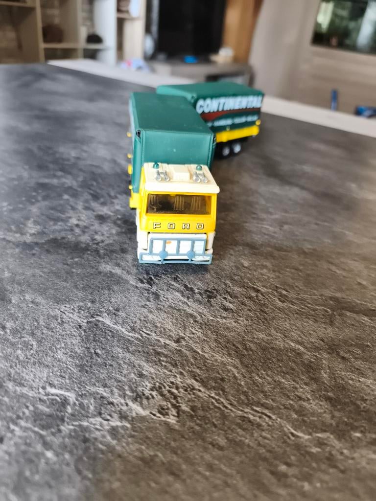 Matchbox Ford Transcontinental, Ophalen, Matchbox