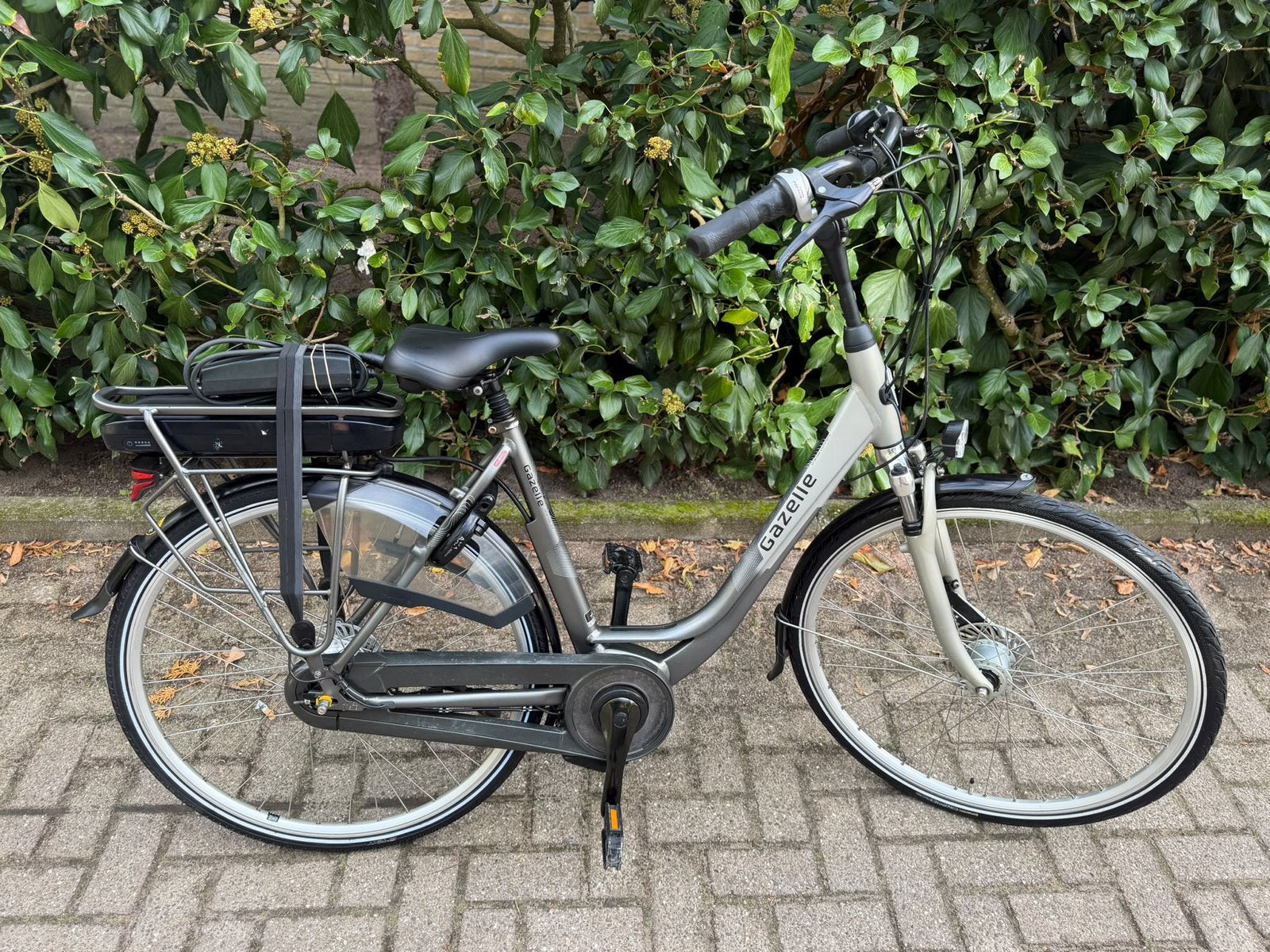 Electrische gazelle comfort middenmotor fiets, Ophalen, Zo goed als nieuw, 51 tot 55 cm, 50 km per accu of meer