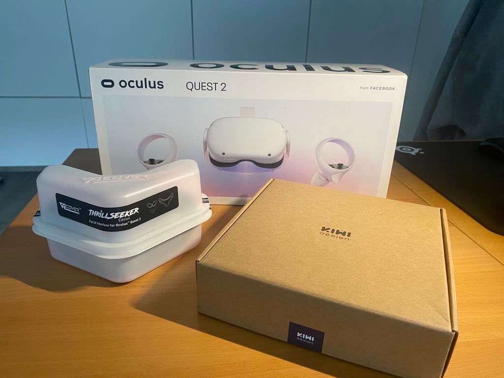 Oculus/Meta quest 2 + Kiwi headstrap + facial interface, Ophalen of Verzenden, Zo goed als nieuw