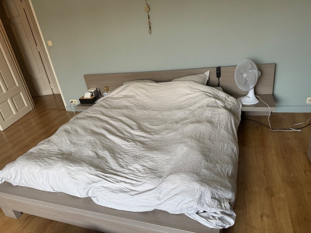 Houten bedframe 160x200 - GRATIS, Ophalen, Beige, Tweepersoons, Zo goed als nieuw