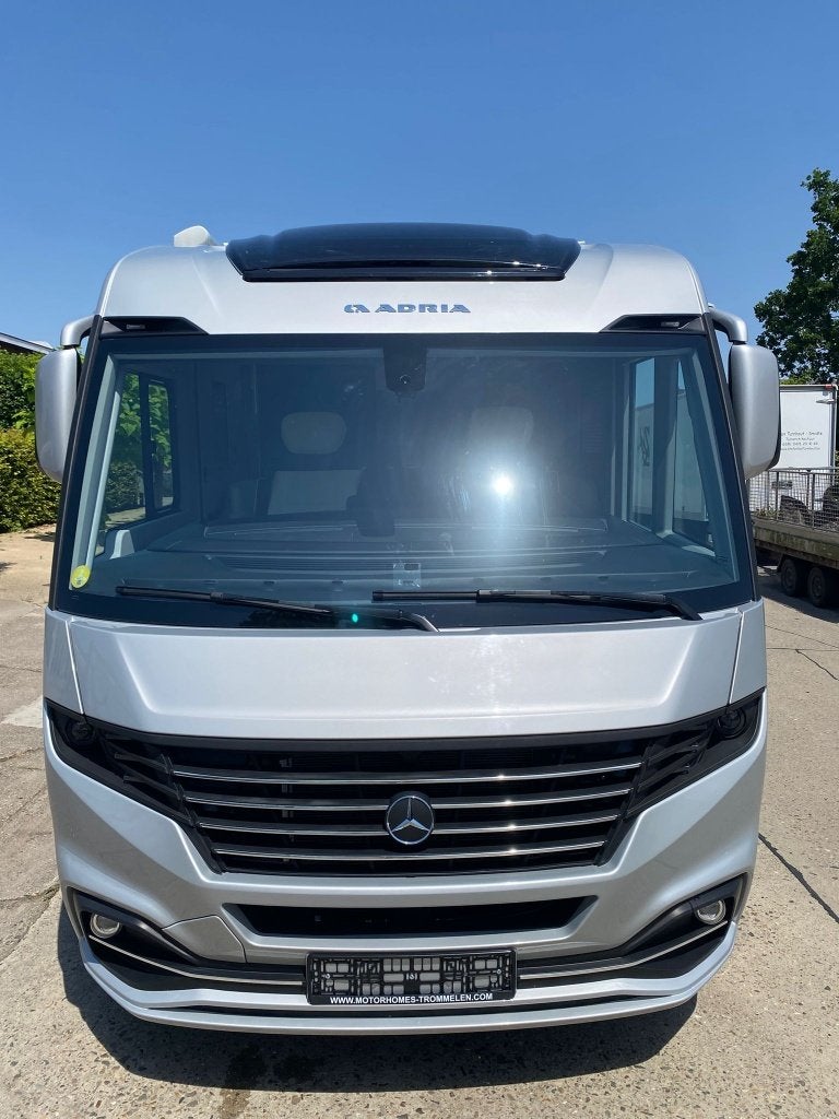 Adria Supersonic 780 DL Automaat, Caravans en Kamperen, Mobilhomes, Vloeistofverwarming, Douche, Bedrijf, Diesel