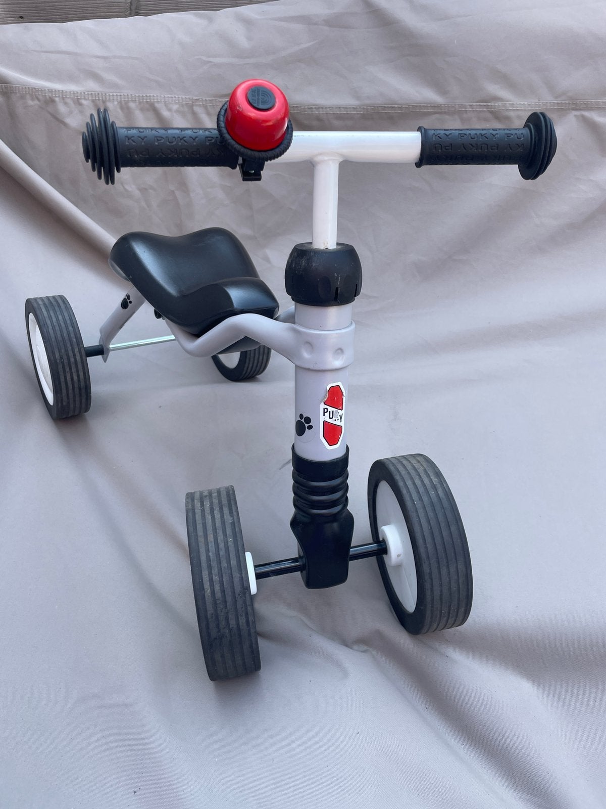 Pucky loopfiets 4 wielen, Fietsen en Brommers, Fietsen | Driewielers, Ophalen, Zo goed als nieuw