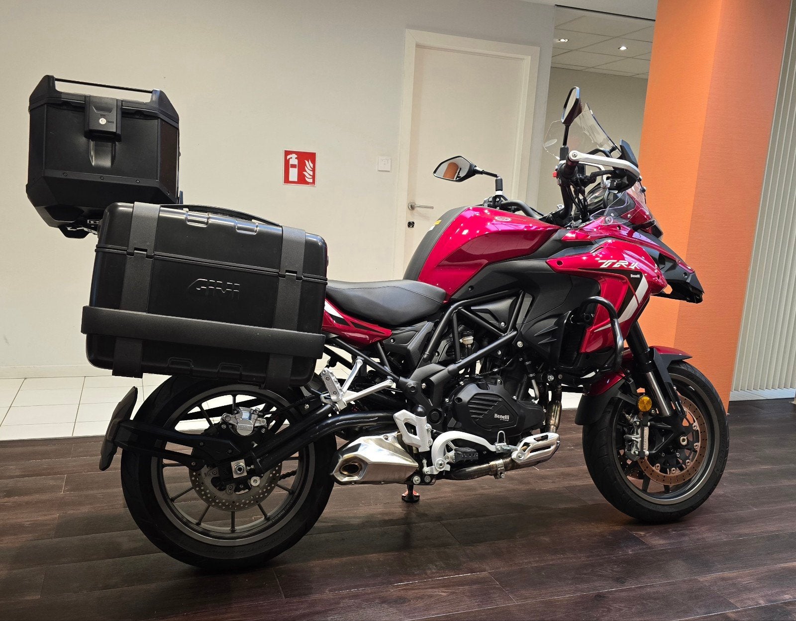 Benelli TRK 502**2022**10.384km**Garantie, Motoren, Bedrijf, Toermotor, ABS, 12 t/m 35 kW