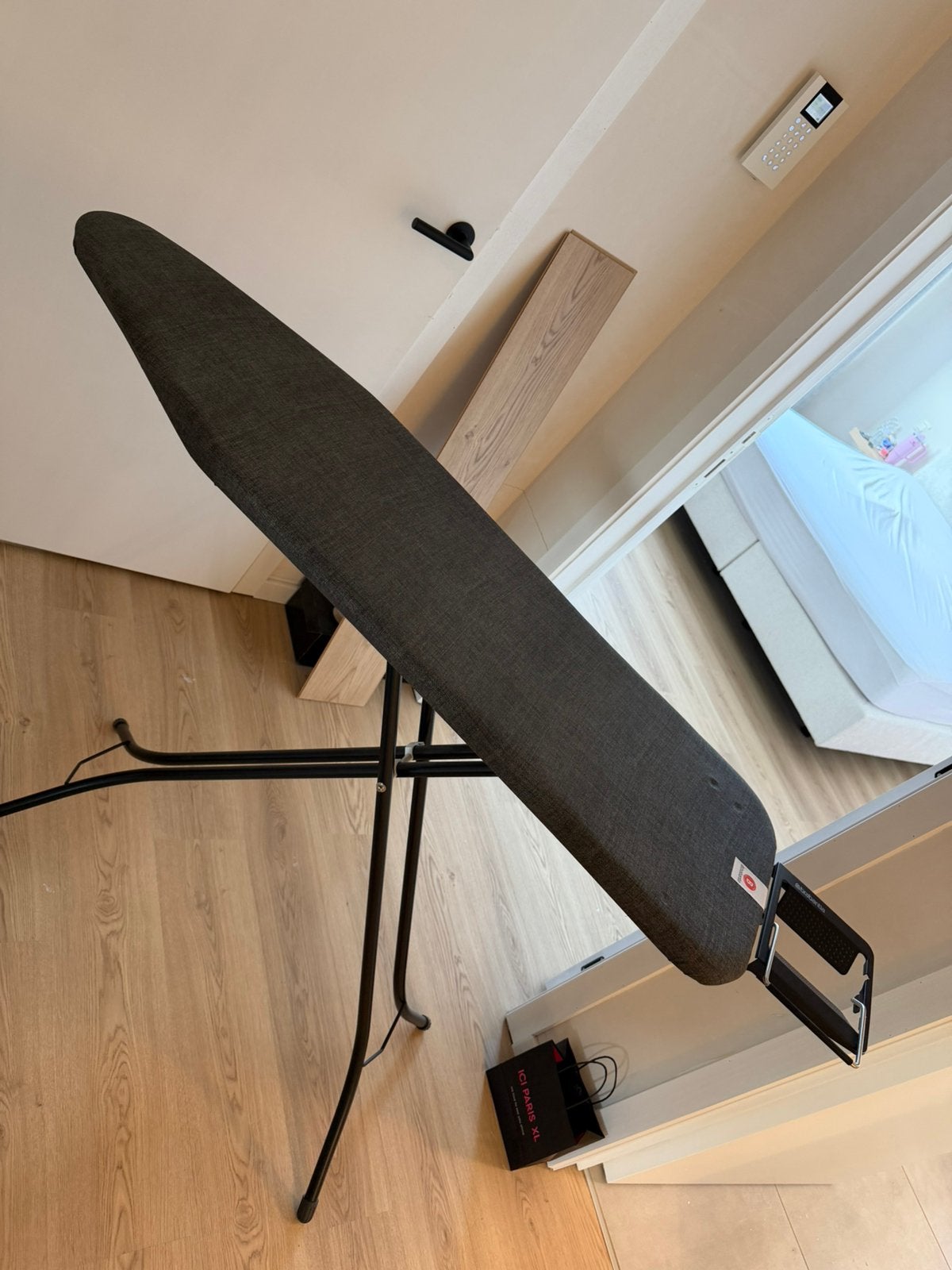 Brabantia strijkplank, Elektronische apparatuur, Strijkijzers en Strijkplanken, Ophalen of Verzenden, Zo goed als nieuw
